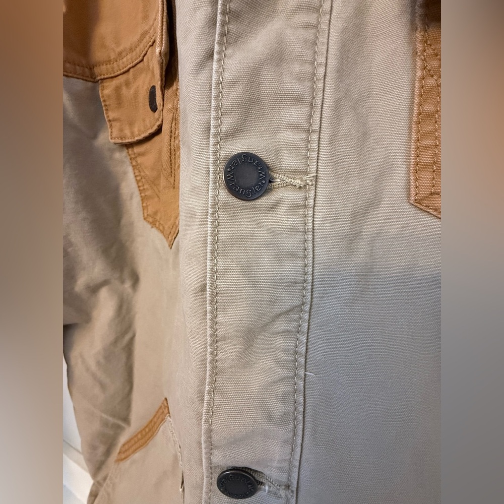 Wrangler Men's Chipmunk Mixed Canvas Beige and Tan Chore Jacket - Picture 5 of 9